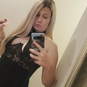 Meet your Posher, Chloé